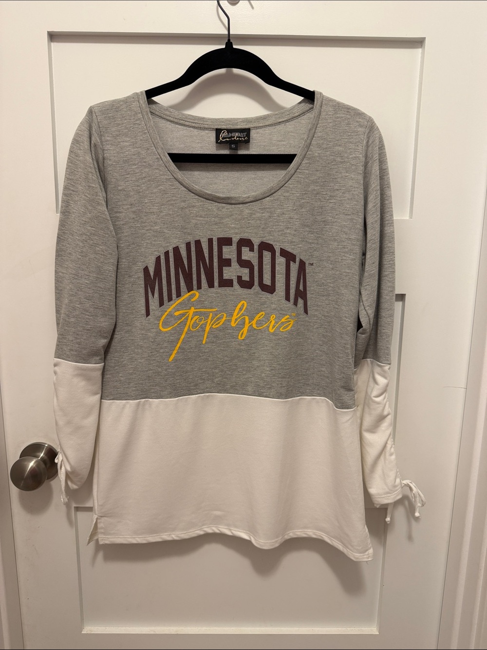 Gameday Couture Minnesota Gophers Two-Tone Scoop Neck Pullover - Gray/White